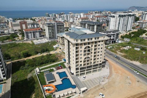 Квартира  1+1 в Махмутларе, Анталья, Турция №230863