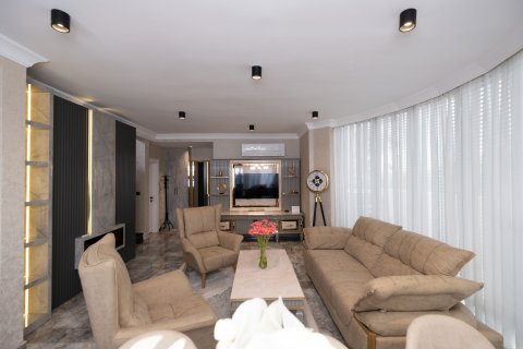 4+1 Villa  i Alanya, Antalya, Tyrkia Nr. 218373 - 3