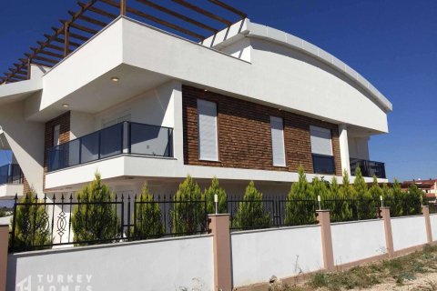 5+1 Villa i Antalya, Tyrkia Nr. 233650