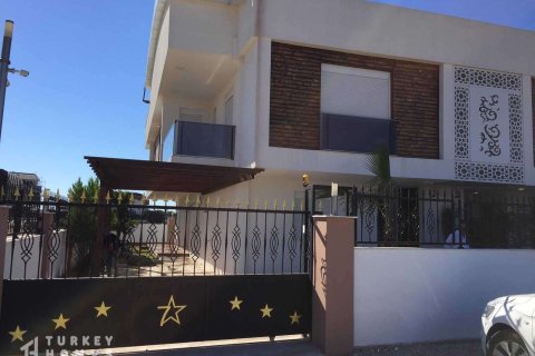 Villa for sale in Antalya, Turkey, 5 bedrooms, 250m2, No. 233650 – photo 2