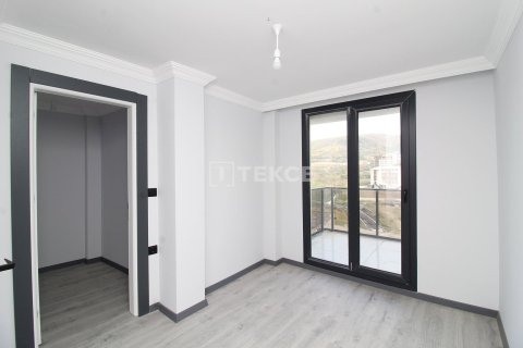 آپارتمان در  Bursa ، ترکیه 4 خوابه ، 270 متر مربع.  شماره 222393 - 23