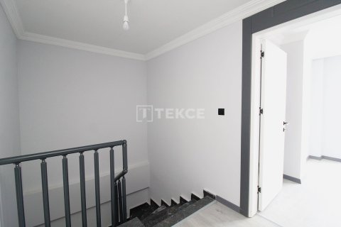 آپارتمان در  Bursa ، ترکیه 4 خوابه ، 270 متر مربع.  شماره 222393 - 28