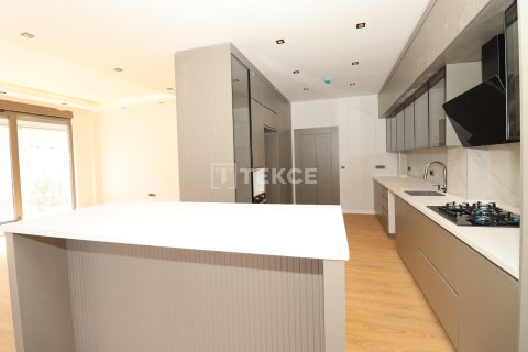 5+1 Villa  i Dosemealti, Antalya, Tyrkiet Nr. 222168 - 20