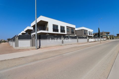 5+1 Villa  i Dosemealti, Antalya, Tyrkiet Nr. 222168 - 11