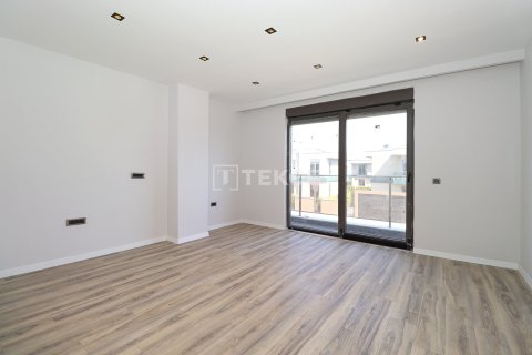 5+1 Villa  i Dosemealti, Antalya, Tyrkiet Nr. 222168 - 23