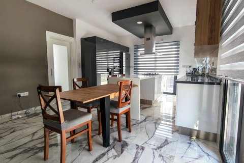 Villa  i Girne,  Nr. 227168 - 9