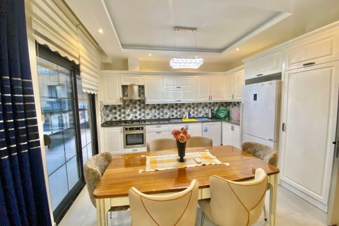 Продажа квартиры  в Оба, Анталье, Турция 5 комн., 170м2, №222461 – фото 3