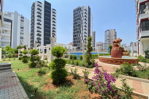 4+1 Apartment  in Mezitli, Mersin, Turkey No. 230973