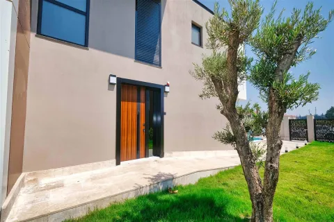 آپارتمان در  Aegean Region ، ترکیه 4 خوابه ، 450 متر مربع.  شماره 223938 - 24