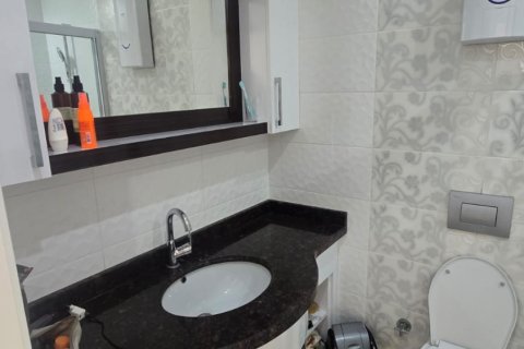 Аренда квартиры  в Аланье, Анталье, Турция 1+1, №216809 – фото 14