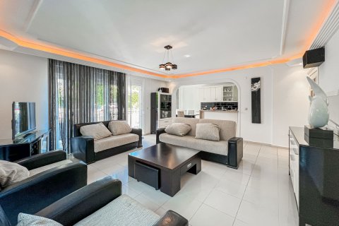 3+1 Wohnung  in Mahmutlar, Antalya, Türkei Nr. 218823