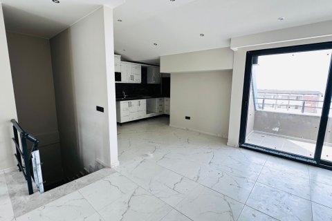 2+1 Wohnung  in Alanya, Antalya, Türkei Nr. 218817 - 3