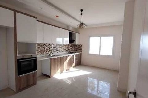 4+1 Apartment in Erdemli, Mersin, Turkey No. 231396