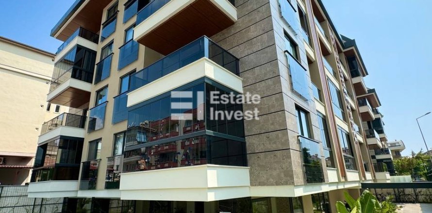 3+1 Apartment  in Alanya, Antalya, Turkey No. 211861