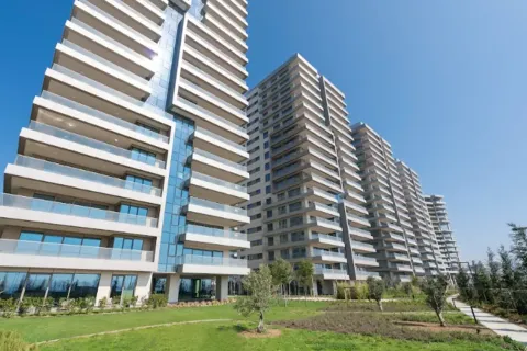 Продажа квартиры  в Стамбуле, Турция 5 комн., №213332 – фото 1