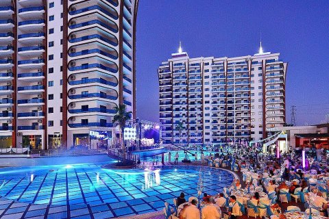 1+1 Lägenhet  i Mahmutlar, Antalya, Turkiet Nr. 225748