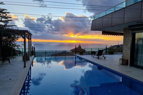 4+1 Villa in Alanya, Antalya, Türkei Nr. 225752 - 8