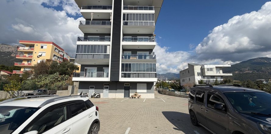 2+1 Apartment  in Alanya, Antalya, Turkey No. 224376