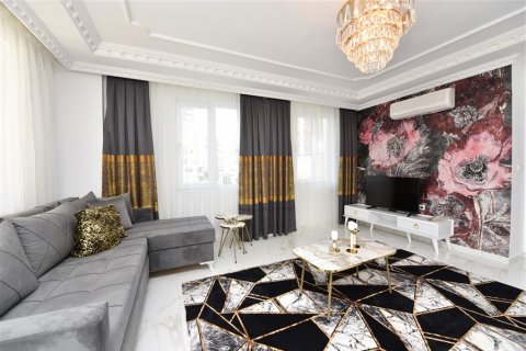 2+1 Wohnung  in Alanya, Antalya, Türkei Nr. 216594