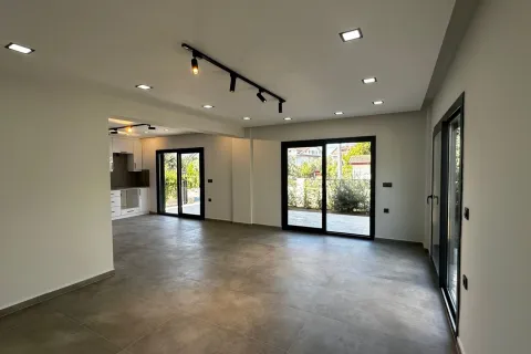 آپارتمان در  Avsallar ، ترکیه 4 خوابه ، 250 متر مربع.  شماره 223987 - 18