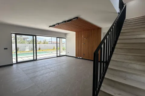 آپارتمان در  Avsallar ، ترکیه 3 خوابه ، 1000 متر مربع.  شماره 223989 - 13