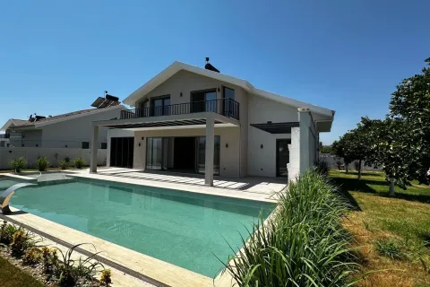 آپارتمان در  Avsallar ، ترکیه 3 خوابه ، 1000 متر مربع.  شماره 223989 - 1