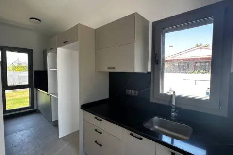 آپارتمان در  Avsallar ، ترکیه 3 خوابه ، 1000 متر مربع.  شماره 223989 - 17