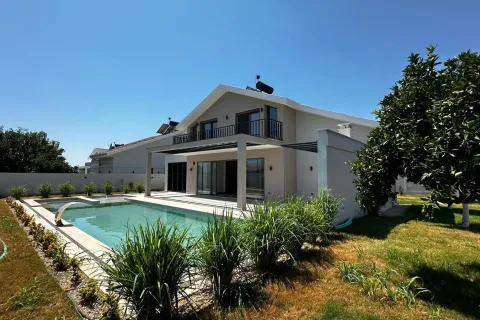 آپارتمان در  Avsallar ، ترکیه 3 خوابه ، 1000 متر مربع.  شماره 223989 - 9