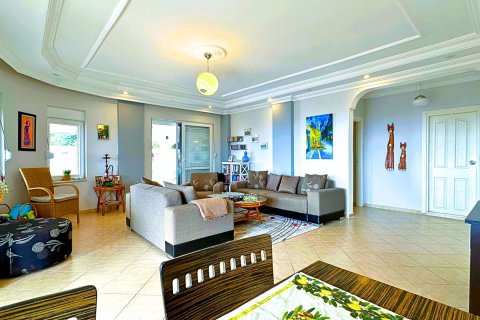 4+1 Villa  i Mahmutlar, Antalya, Tyrkia Nr. 217993 - 3