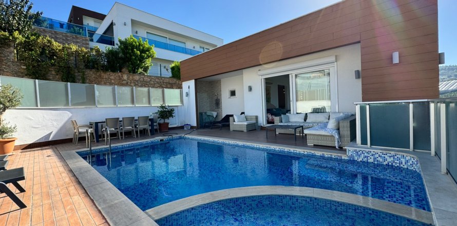 4+1 Villa  i Alanya, Antalya, Tyrkia Nr. 217996