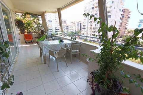 2+1 Apartment  in Mahmutlar, Antalya, Turkey No. 219230