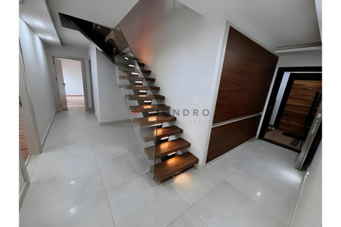 Продажа квартиры  в Анталье, Турция 5+1, 270м2, №215505 – фото 2