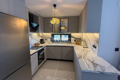 3+1 Villa  in Kusadasi, Aydin, Türkei Nr. 215499 - 9