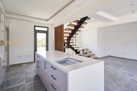 Villa for sale  in Catalkoy, Girne, Northern Cyprus, 4 bedrooms, 220m2, No. 214381 – photo 23