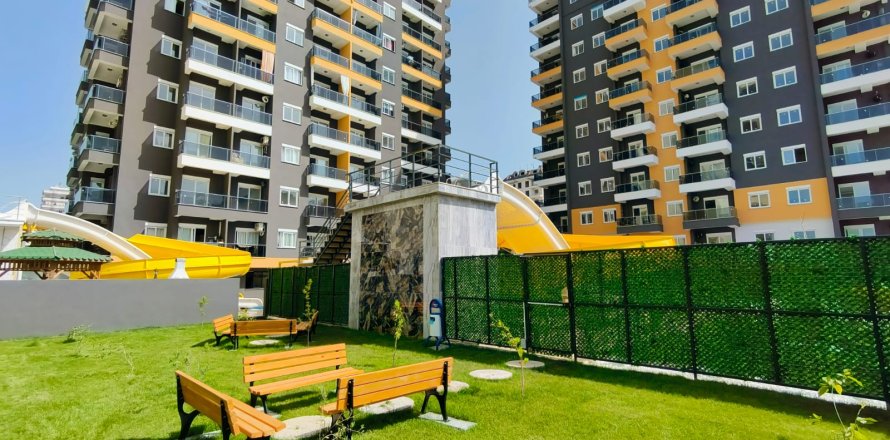 2+1 Lejlighed i Mahmutlar, Antalya, Tyrkiet Nr. 225279
