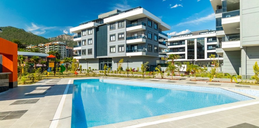 Daire 3+0 Oba, Antalya, Türkiye №225023