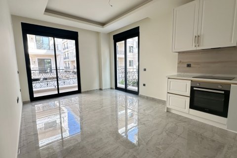 1+1 Apartment  in Alanya, Antalya, Turkey No. 216268