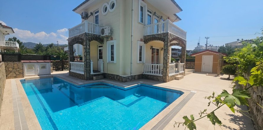 3+1 Villa  i Fethiye, Mugla, Tyrkiet Nr. 232442