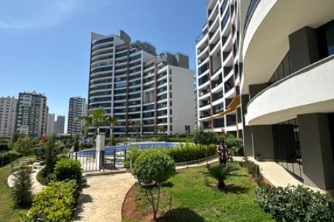 آپارتمان در  Mersin ، ترکیه 350 متر مربع.  شماره 230557