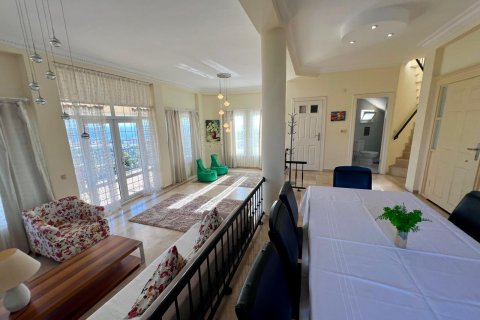 3+1 Villa  i Alanya, Antalya, Tyrkiet Nr. 217298 - 4