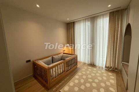 ویلا در  Antalya ، ترکیه 5 خوابه ، 360 متر مربع.  شماره 217293 - 17