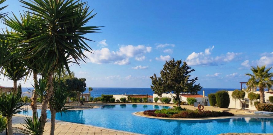 Квартира  2-х ком. в Эсентепе, Гирне, Северный Кипр №217296