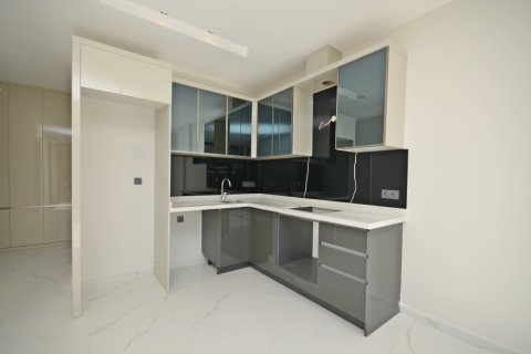 Аренда квартиры  в Аланье, Анталье, Турция 2+1, 90м2, №216610 – фото 23