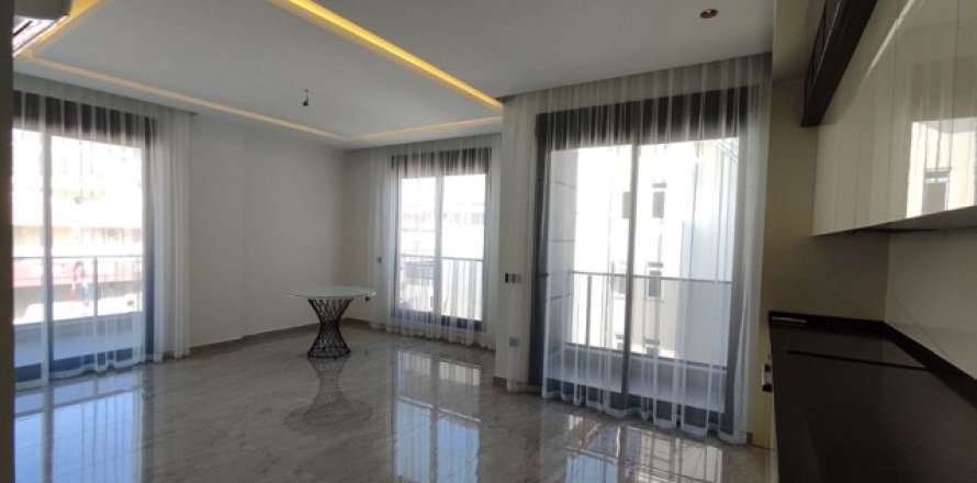 آپارتمان در  Antalya ، ترکیه 3 خوابه ، 139 متر مربع.  شماره 222624