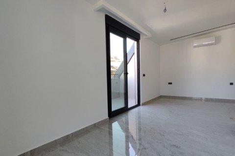 آپارتمان در  Antalya ، ترکیه 3 خوابه ، 139 متر مربع.  شماره 222624 - 18