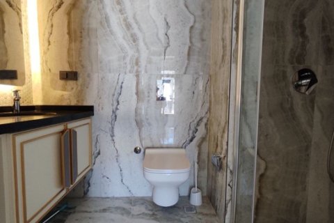 آپارتمان در  Antalya ، ترکیه 3 خوابه ، 139 متر مربع.  شماره 222624 - 2