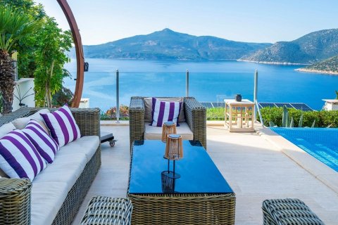 ویلا در  Kalkan ، ترکیه 5 خوابه ، 400 متر مربع.  شماره 219897