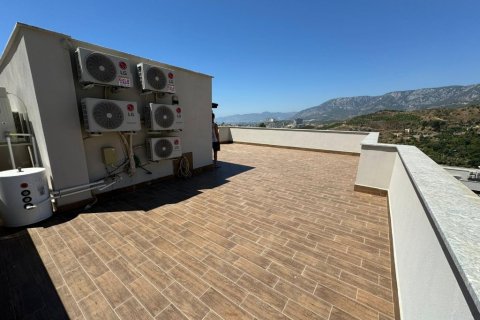 Аренда квартиры  в Аланье, Анталье, Турция 5+1, 350м2, №216554 – фото 24