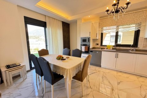 Аренда квартиры  в Аланье, Анталье, Турция 5+1, 350м2, №216554 – фото 27