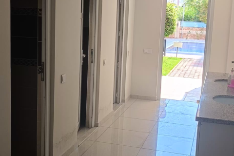 Аренда квартиры  в Аланье, Анталье, Турция 1+1, 75м2, №216552 – фото 12